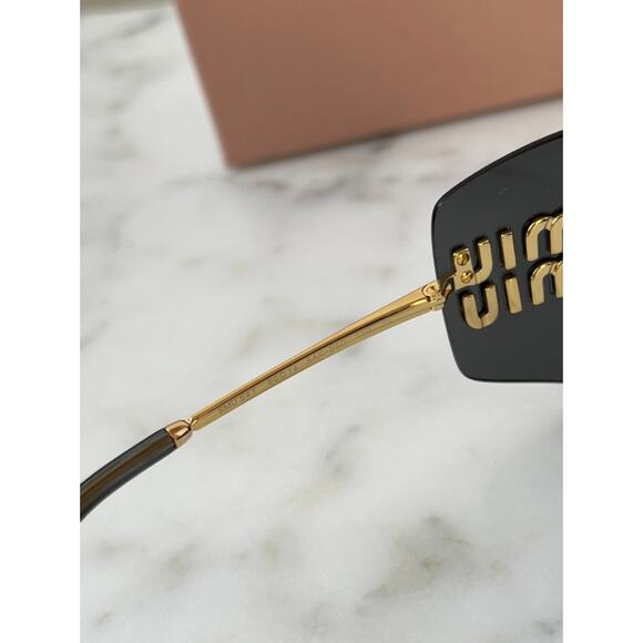 NEW Miu Miu MU54YS Dark Grey Shield Mask Sunglasses $610 - Picture 9 of 15